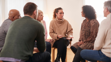 support-group-doomscrolling-and-mental-health-iMind-Mental-Health-Solutions